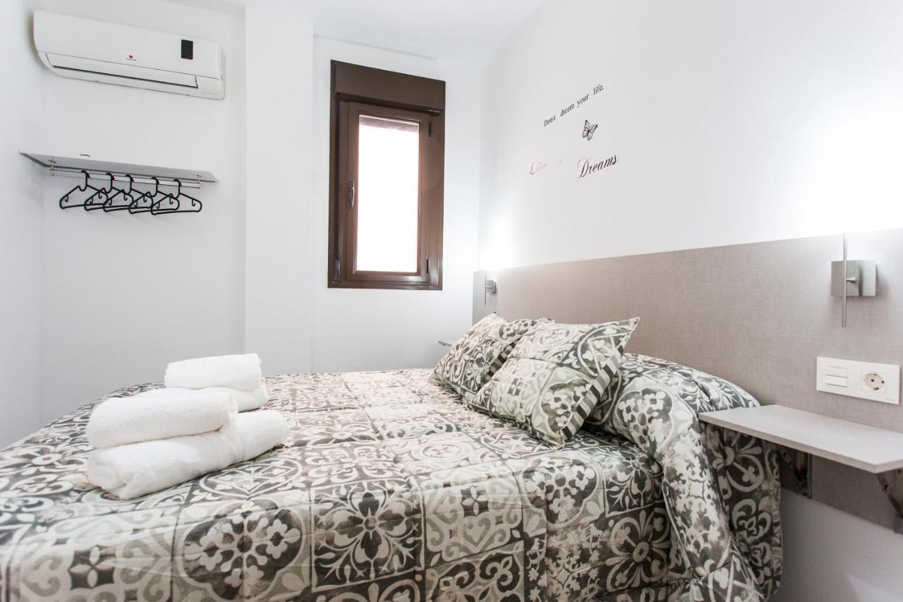C&V Apartamentos - Horno De Marina Granada Luaran gambar