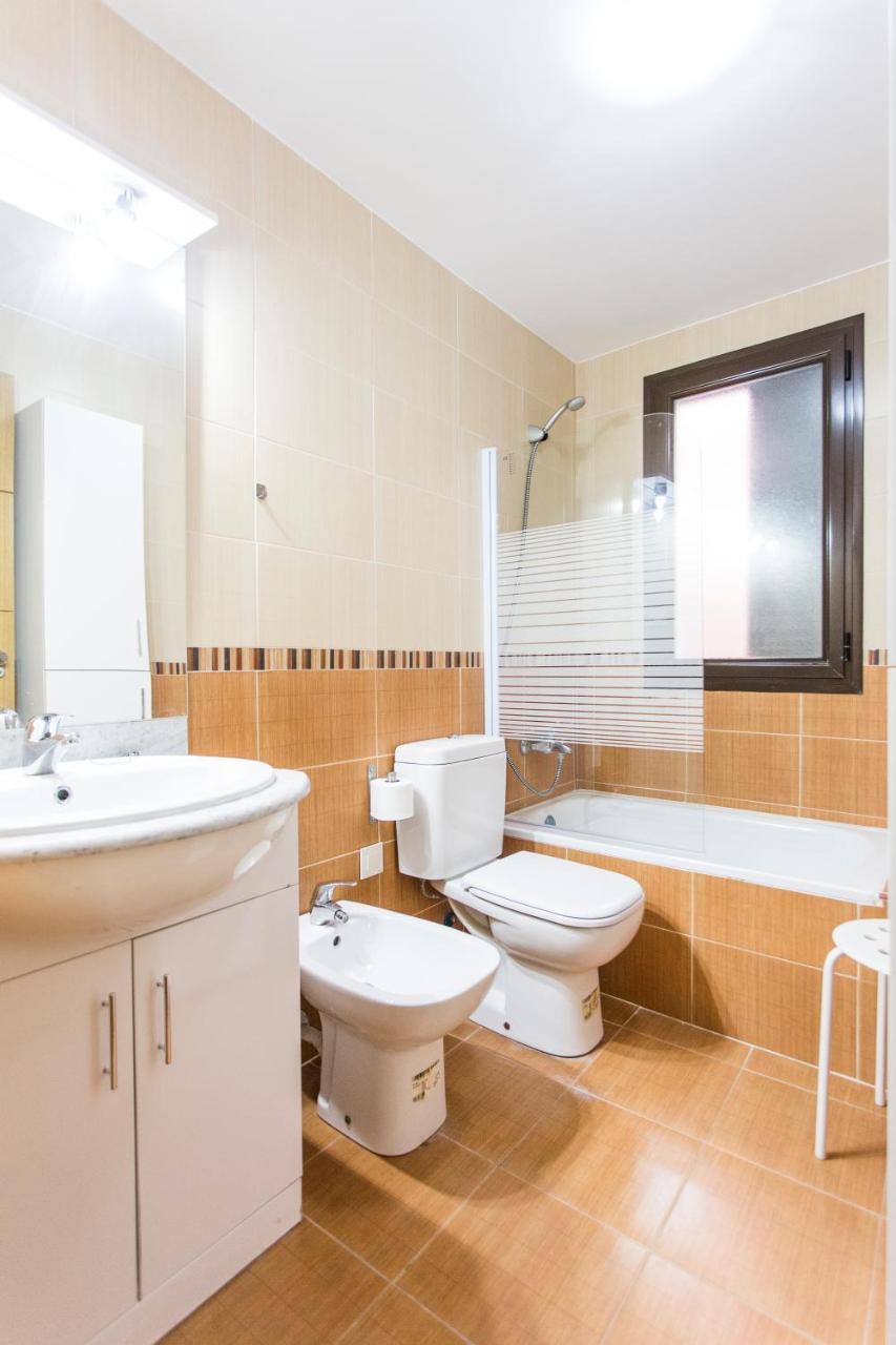 C&V Apartamentos - Horno De Marina Granada Luaran gambar
