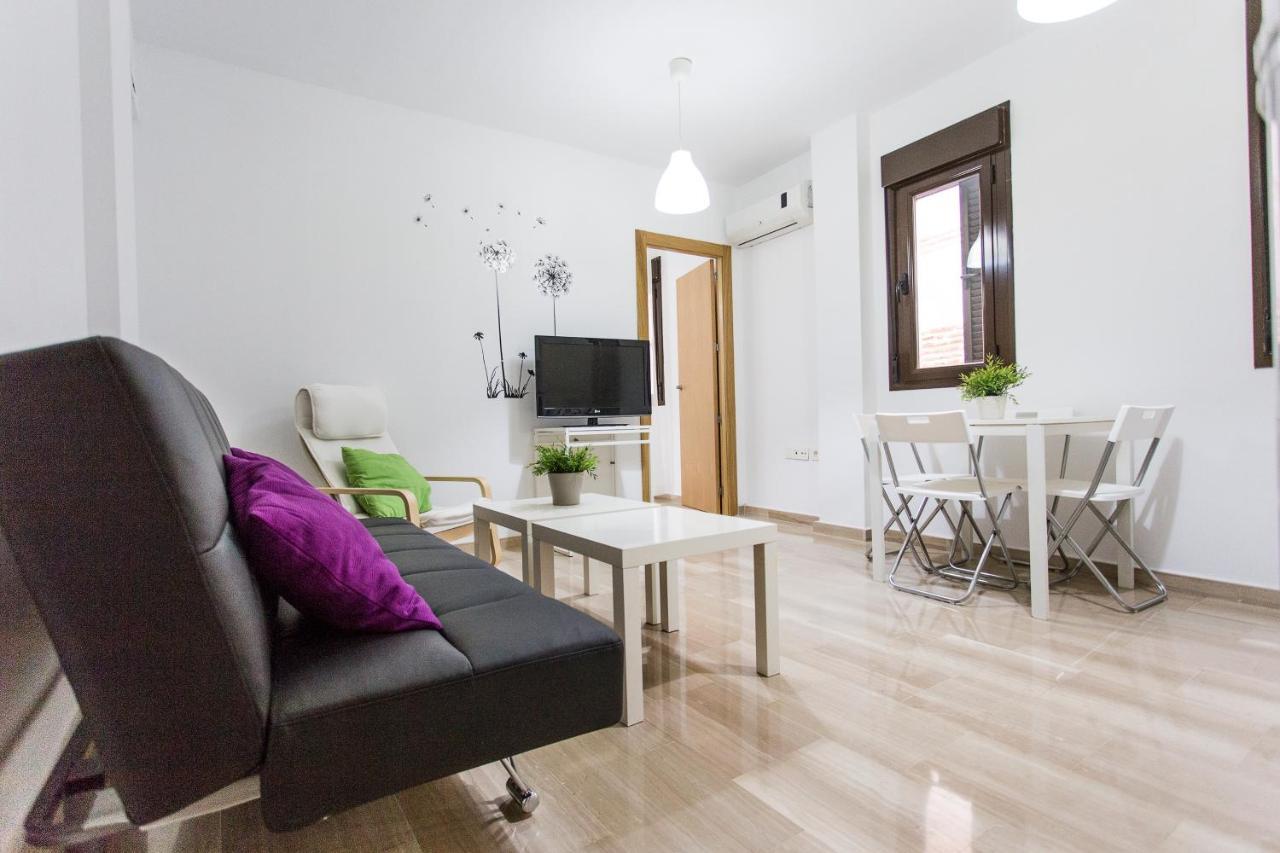 C&V Apartamentos - Horno De Marina Granada Luaran gambar