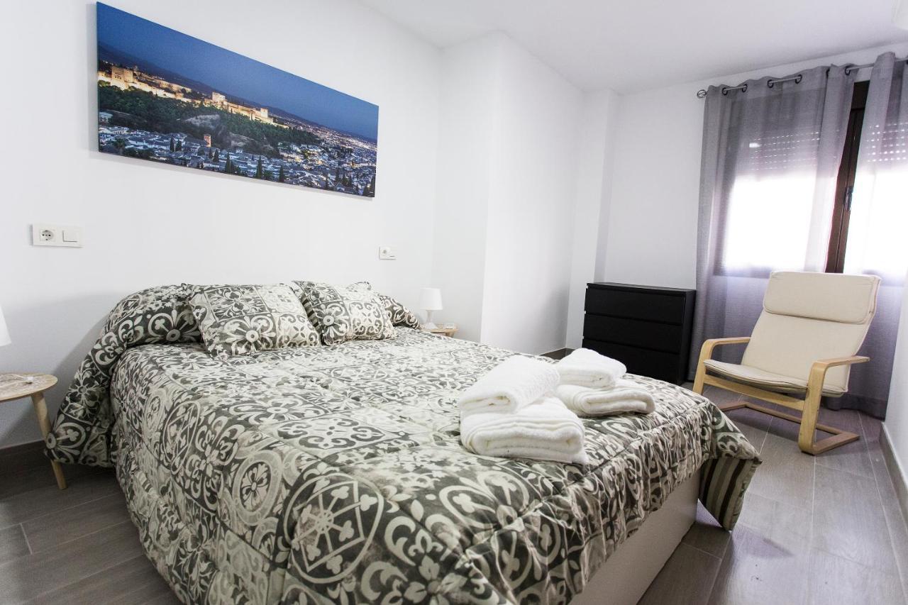 C&V Apartamentos - Horno De Marina Granada Luaran gambar