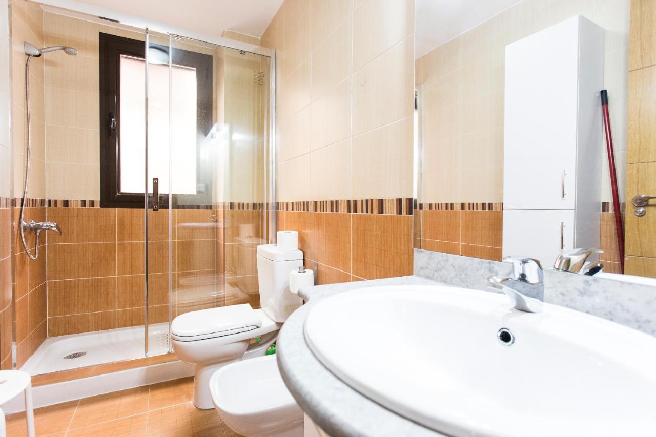 C&V Apartamentos - Horno De Marina Granada Luaran gambar