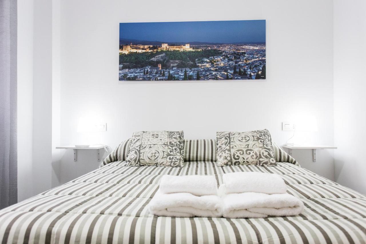C&V Apartamentos - Horno De Marina Granada Luaran gambar