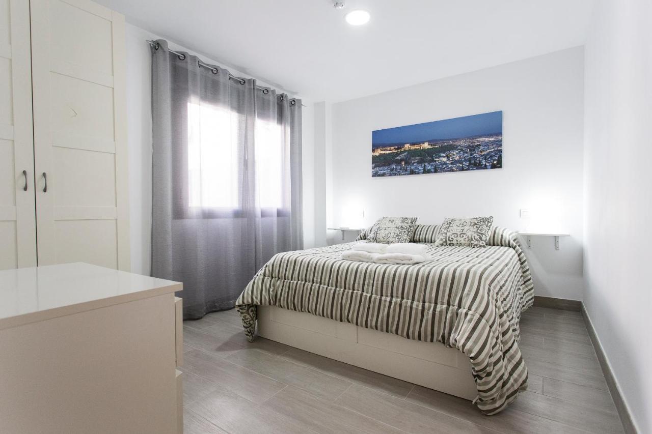 C&V Apartamentos - Horno De Marina Granada Luaran gambar